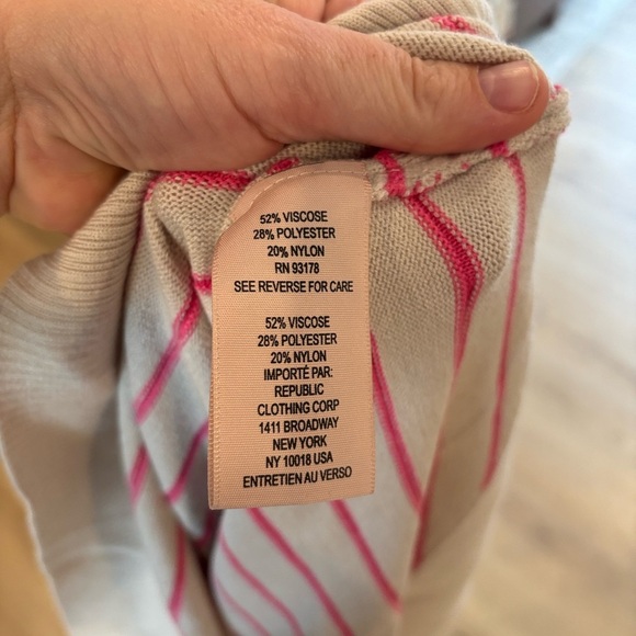 Philosophy Cream and Pink Striped Sweater Sz L - Picture 6 of 6